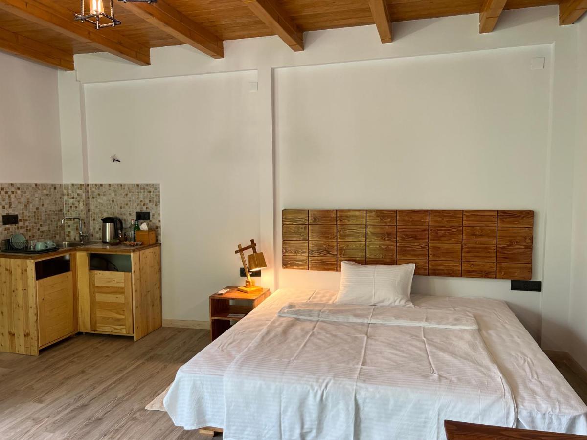 Green Stone Boutique Hotel Yeghegnadzor Esterno foto