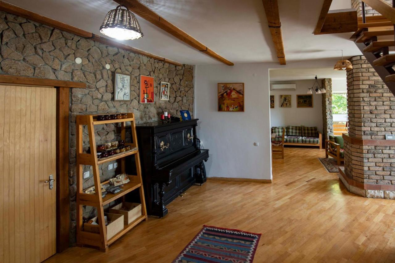 Green Stone Boutique Hotel Yeghegnadzor Esterno foto