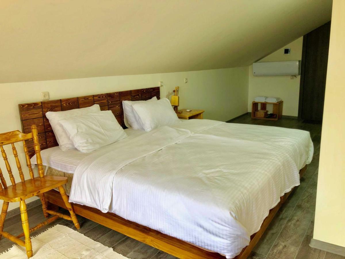 Green Stone Boutique Hotel Yeghegnadzor Esterno foto